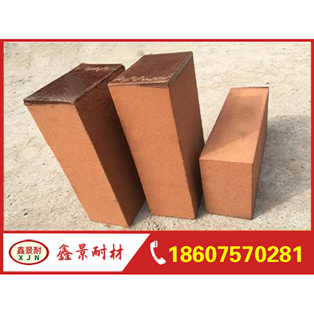 Acid resistant brick