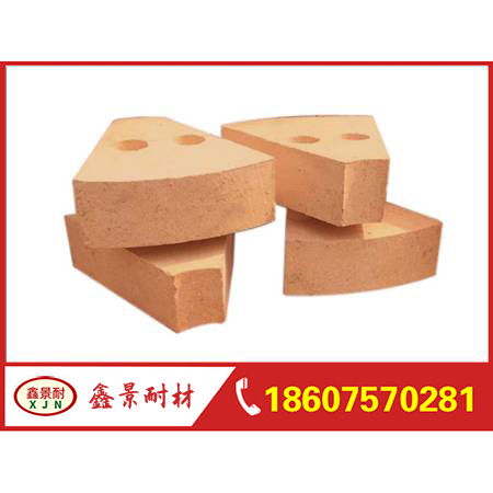 Fan-shaped clay brick